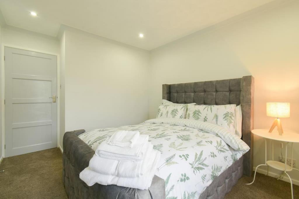 Luxurious & Tranquil Riverside Getaway Great Harwood Buitenkant foto